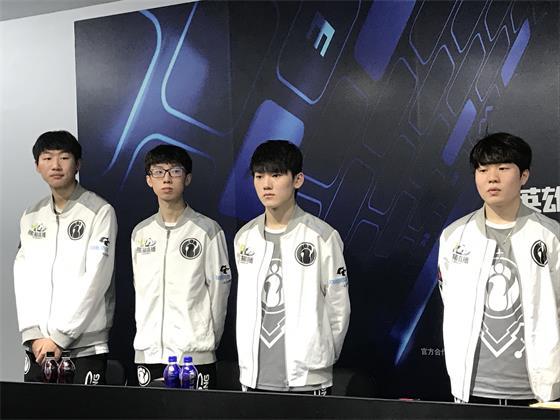 内马尔已经 内马尔已经