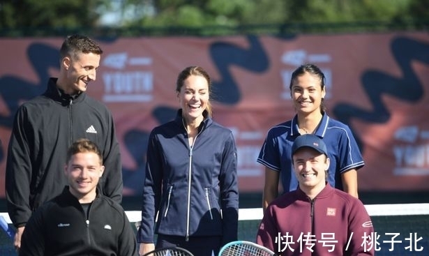 着重要地位 着重要地位