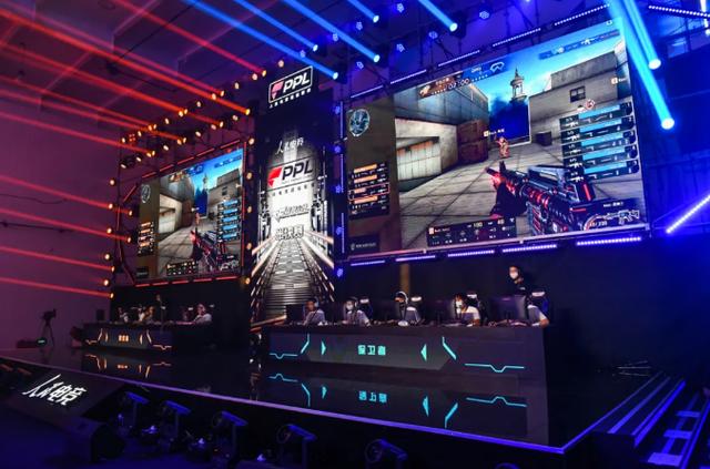 沃在更衣室 沃在更衣室