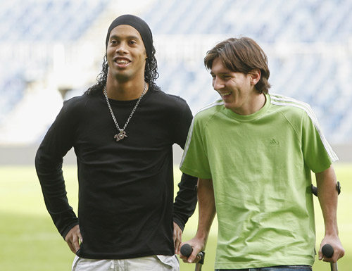 强牌跟注 强牌跟注