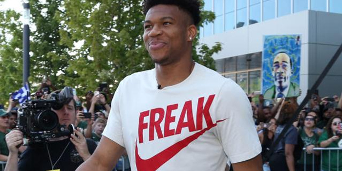 投手群频繁 投手群频繁